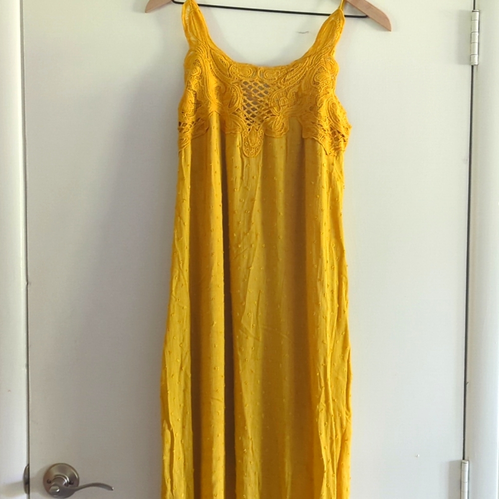 Golden yellow maxi dress, size medium.
